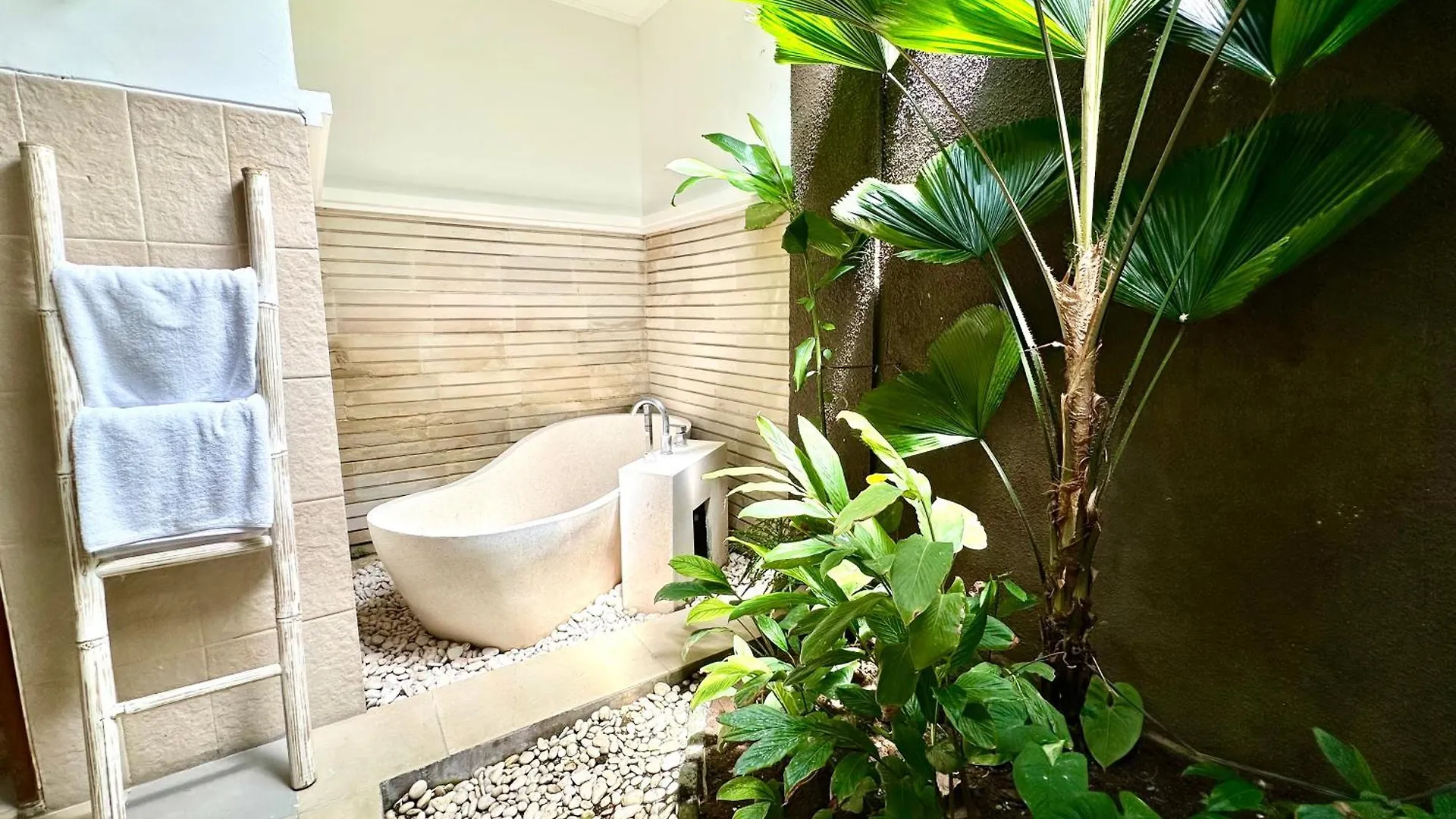 Villa Searenity Seminyak  Seminyak (Bali)